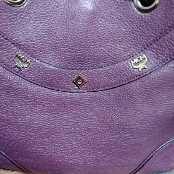 MCM Purple Drawstring Bucket Bag And Matching Wallet Set - Picture 2 of 14